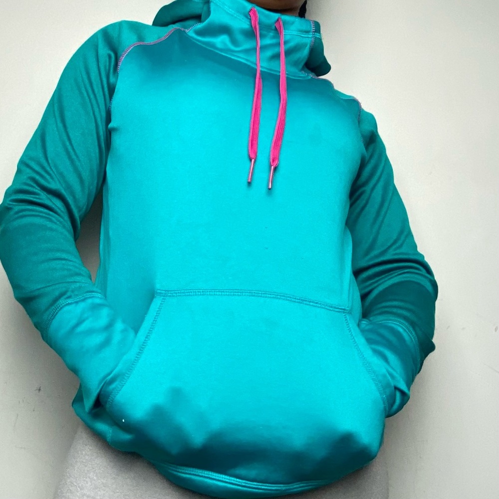 Danskin Now Turquoise Hoodie Size Medium